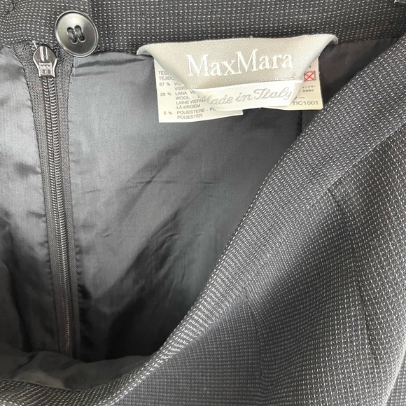 Max Mara Virgin Wool Pencil Skirt, Midi, Black, US Size 10/Medium, Made in Italy - Picture 8 of 10